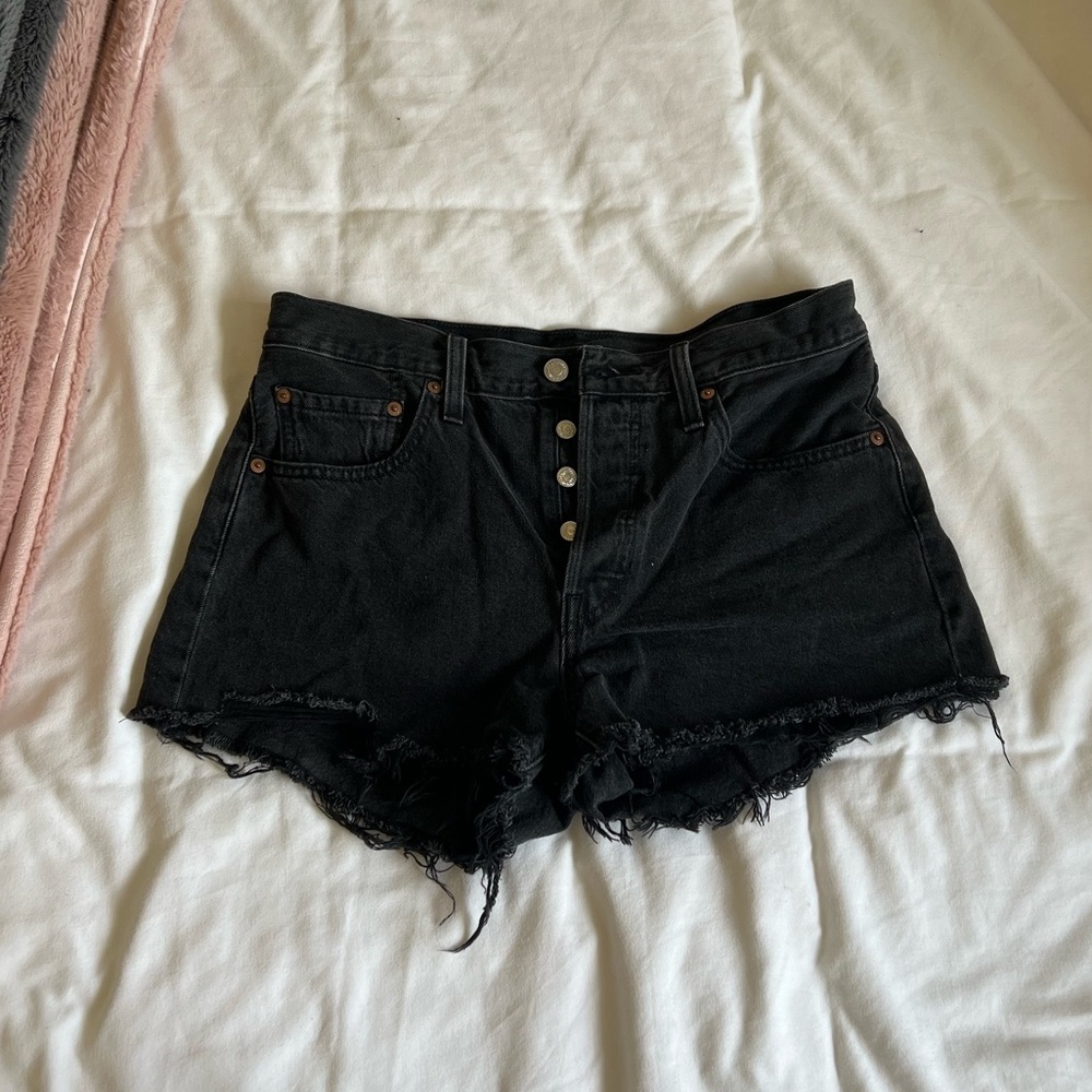 501 Levi shorts